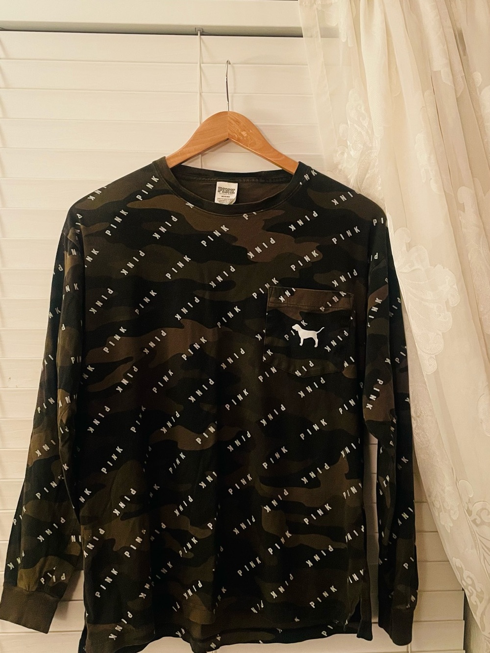 PINK Victoria's Secret Olive & Black Camo Long-Sleeve Crewneck